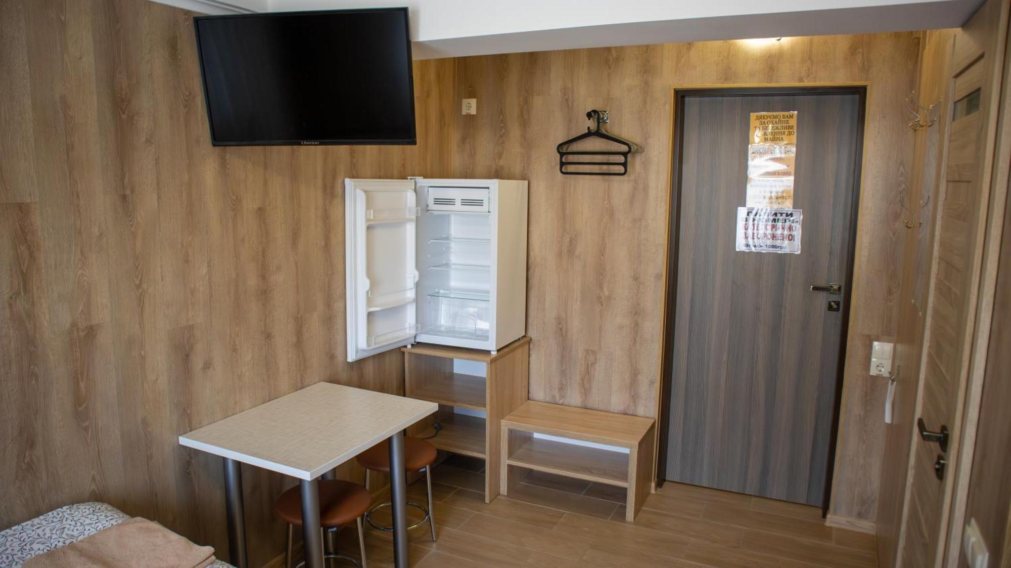 Каприз Hotell Kamjanets-Podilskyj Exteriör bild