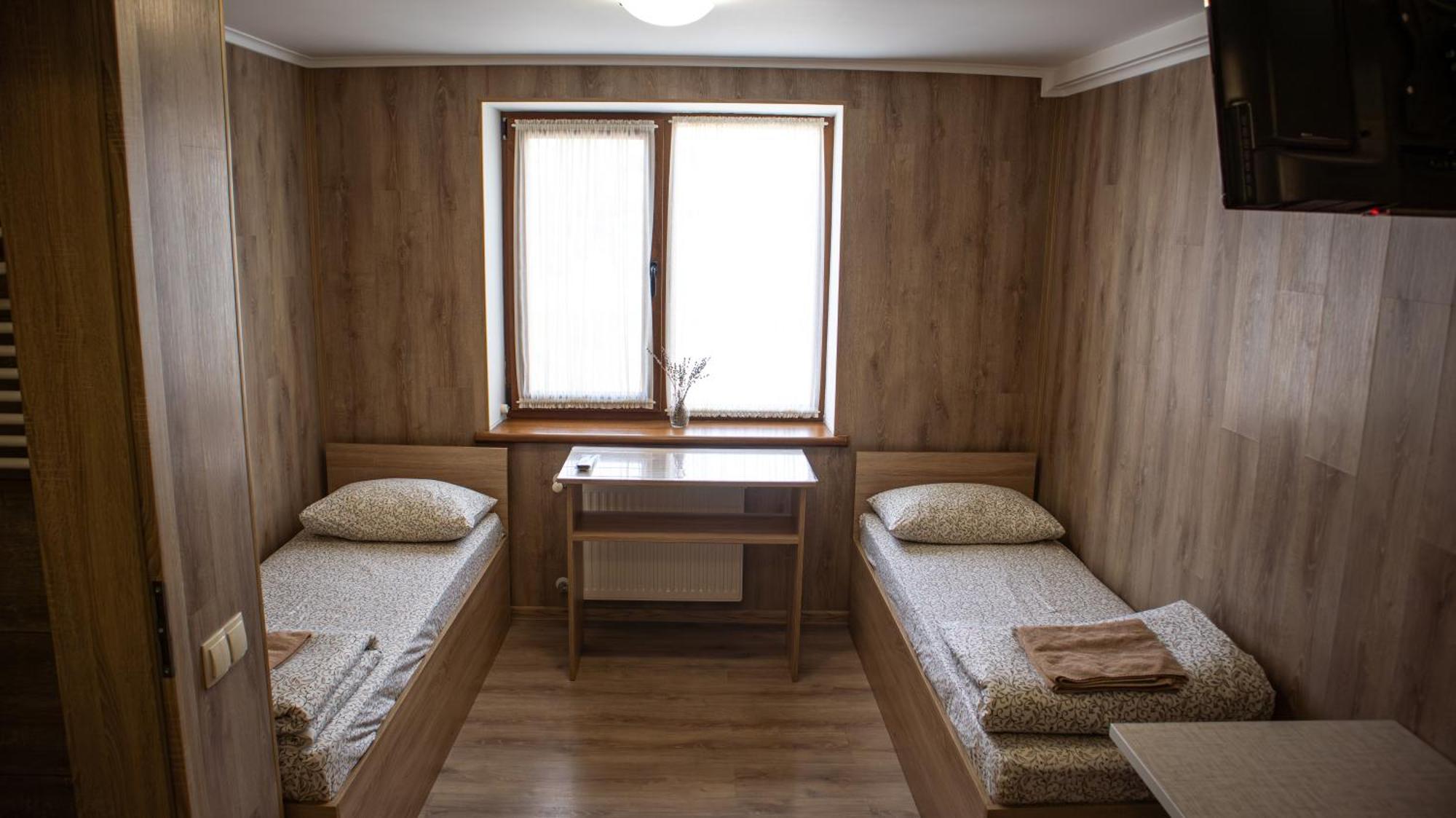 Каприз Hotell Kamjanets-Podilskyj Exteriör bild