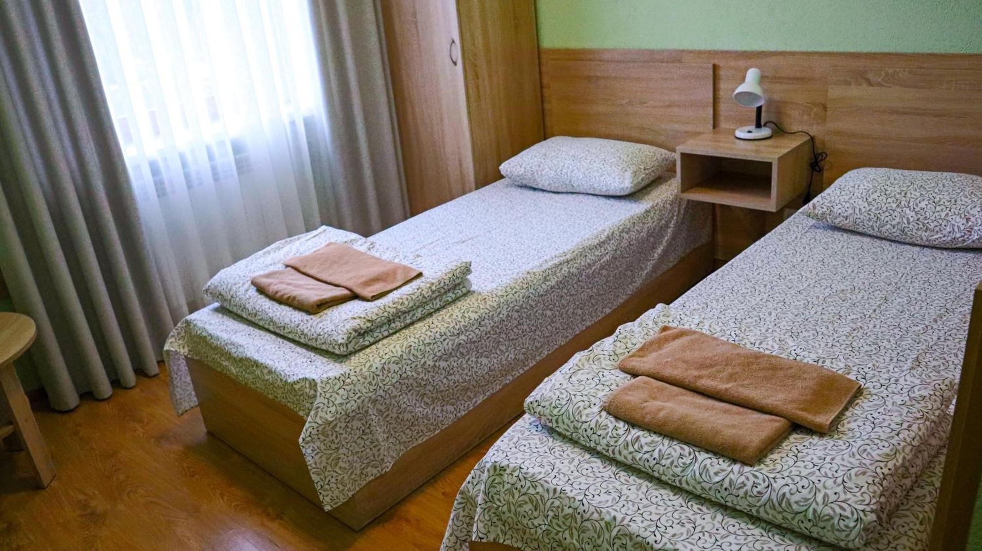 Каприз Hotell Kamjanets-Podilskyj Exteriör bild